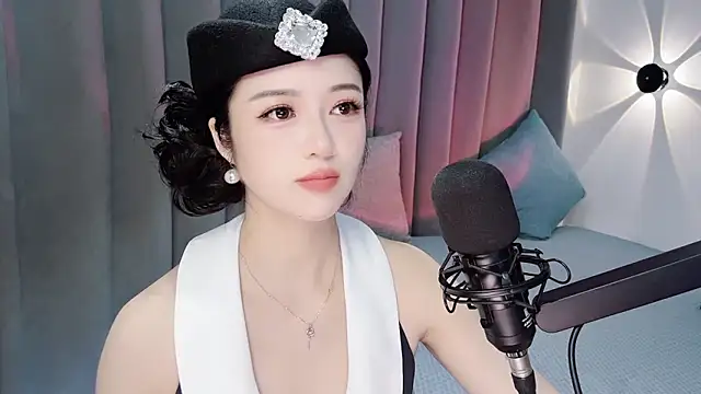 Momo-Wow online show from July 7, 2026, 6:16 am