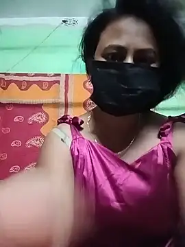 Sayanichatterjee024 online show from June 15, 2026, 7:32 am