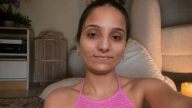 Vartikapussy82 online show from June 1, 2026, 5:20 am