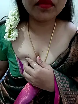 Snapshot of Anushka_tamil_kannada chatting on June 18, 2026, 6:02 am Anushka tamil kannada online show from June 18, 2026, 6:02 am