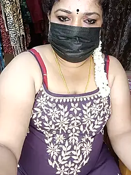 Snapshot of silky_rose29 chatting on June 20, 2026, 5:05 pm silky rose29 online show from June 20, 2026, 5:05 pm
