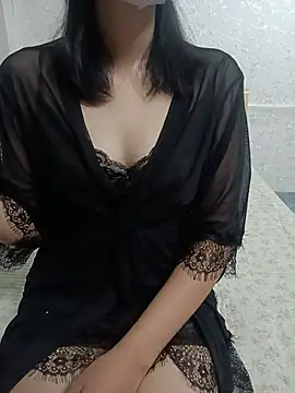 Snapshot of _Bellanice_ chatting on July 9, 2026, 5:28 pm Bellanice online show from July 9, 2026, 5:28 pm