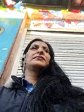 ALEJANDRA  28 online show from July 6, 2026, 12:46 pm