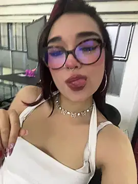 Start xmoonx online show from July 8, 2026, 3:33 am