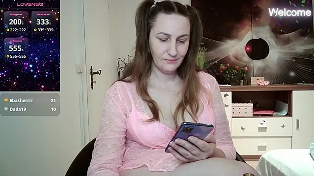 Yevgeshka-Milashka online show from February 16, 2025, 6:21 pm