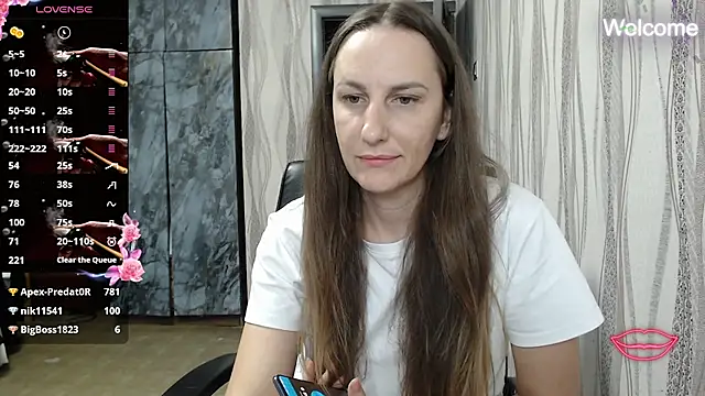 Yevgeshka-Milashka online show from October 9, 2025, 5:00 pm