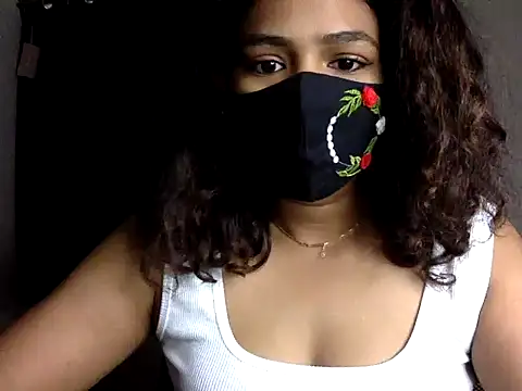 Nisha-moon online show from June 20, 2026, 6:49 am