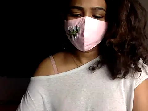 Nisha-moon online show from June 30, 2026, 8:04 am