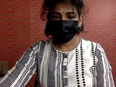 Nisha-moon online show from August 4, 2026, 7:11 am