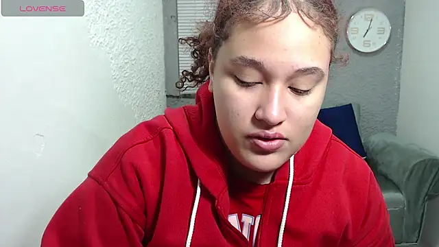 leilasosexy online show from July 15, 2026, 12:43 pm