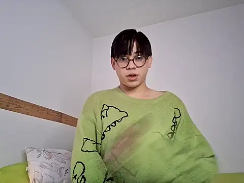 Snapshot of yiso_ chatting on June 3, 2026, 12:19 pm yiso online show from June 3, 2026, 12:19 pm
