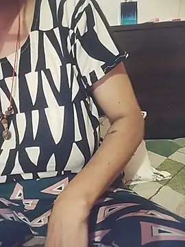Anna gougeous online show from June 6, 2026, 1:32 am