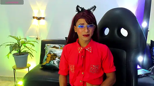 Valensmile online show from July 12, 2026, 9:06 pm