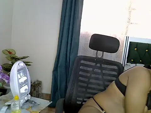Snapshot of sheriiy chatting on June 28, 2026, 12:00 pm sheriiy online show from June 28, 2026, 12:00 pm