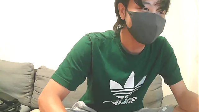 Natsu x  online show from August 2, 2026, 4:05 pm