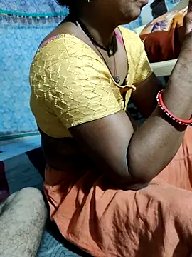 Snapshot of saritabhabixxx chatting on July 12, 2026, 8:22 pm saritabhabixxx online show from July 12, 2026, 8:22 pm