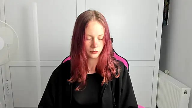 Snapshot of Skylar_spring chatting on July 6, 2026, 5:59 am Skylar spring online show from July 6, 2026, 5:59 am