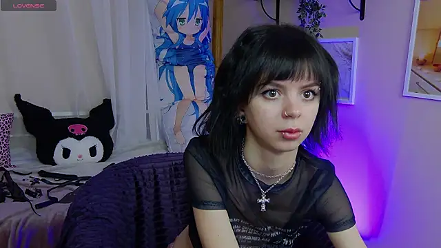 Snapshot of TwiggySmith chatting on July 4, 2026, 9:48 am TwiggySmith online show from July 4, 2026, 9:48 am