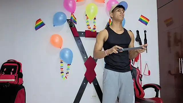 Snapshot of Nicolas_AthleticBoy chatting on July 18, 2026, 8:34 pm Nicolas AthleticBoy online show from July 18, 2026, 8:34 pm