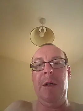 Snapshot of Palered chatting on June 12, 2026, 5:56 pm Palered online show from June 12, 2026, 5:56 pm