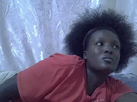 Snapshot of Hot-Zelinda chatting on June 15, 2026, 10:45 pm Hot-Zelinda online show from June 15, 2026, 10:45 pm
