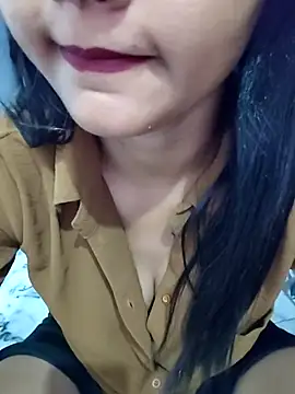 Miss-cutee online show from June 16, 2026, 6:21 pm