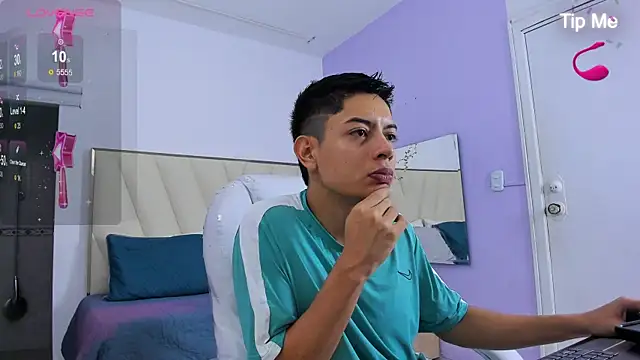 Ethan12  online show from July 4, 2026, 3:35 am