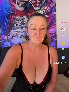 MumGabriela online show from July 25, 2026, 10:46 am