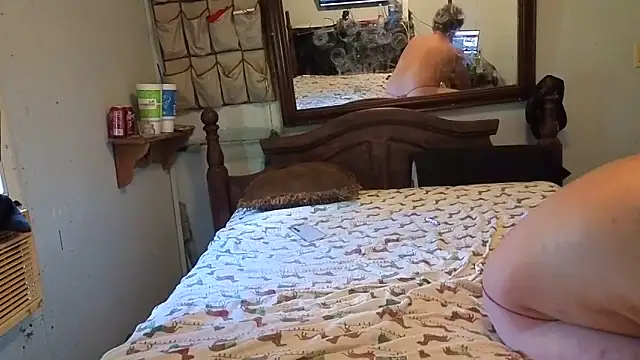 butttslut online show from July 19, 2026, 7:39 pm