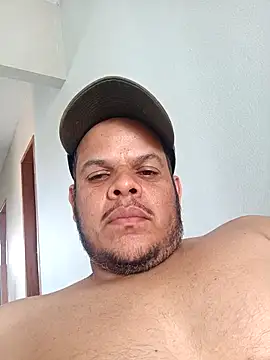 Snapshot of FFelipe000777 chatting on July 14, 2026, 4:45 pm FFelipe000777 online show from July 14, 2026, 4:45 pm