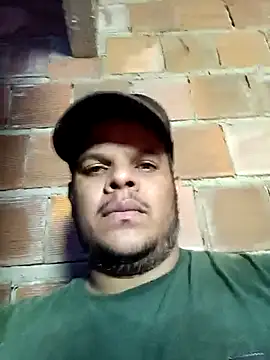 Snapshot of FFelipe000777 chatting on August 1, 2026, 12:37 pm FFelipe000777 online show from August 1, 2026, 12:37 pm