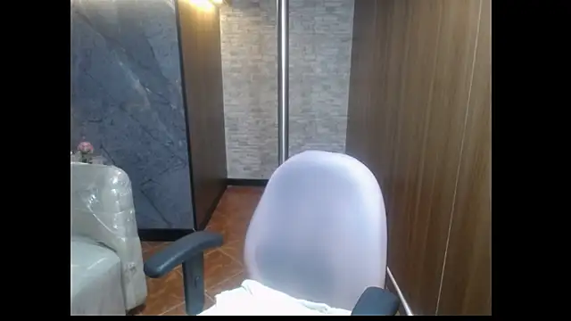 Snapshot of ariel_1_ chatting on July 13, 2026, 12:19 pm ariel 1 online show from July 13, 2026, 12:19 pm