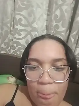 Esquetadinhas online show from July 3, 2026, 2:29 am