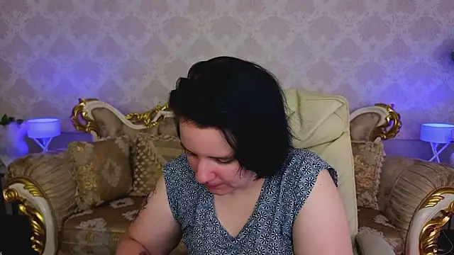 Snapshot of KatrinMilly chatting on July 6, 2026, 5:26 am KatrinMilly online show from July 6, 2026, 5:26 am