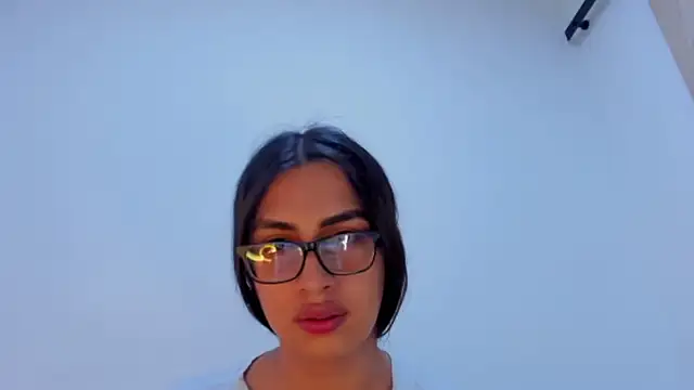 TheCherryLuxe online show from August 7, 2026, 11:51 pm