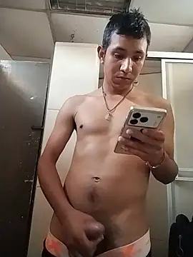 roquita1498 online show from June 30, 2026, 9:49 pm