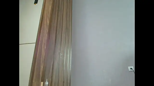 mimi cutee online show from July 2, 2026, 3:17 am