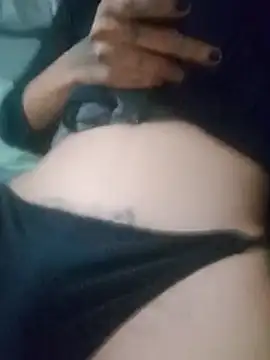 Snapshot of bonequinhaGatinha chatting on June 10, 2026, 10:19 pm bonequinhaGatinha online show from June 10, 2026, 10:19 pm