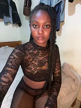 sexyyednaae online show from June 24, 2026, 5:23 pm