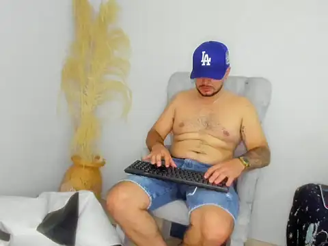 jeann alexx online show from June 21, 2026, 2:25 am