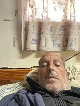 GeldenKuy online show from June 10, 2026, 6:12 am