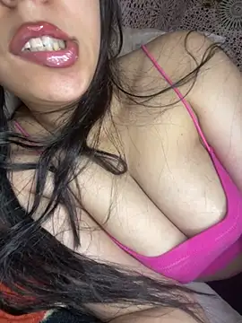 Snapshot of maram_mimi chatting on June 26, 2026, 7:07 pm maram mimi online show from June 26, 2026, 7:07 pm