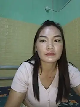 Snapshot of Voiva11 chatting on July 16, 2026, 12:16 am Voiva11 online show from July 16, 2026, 12:16 am