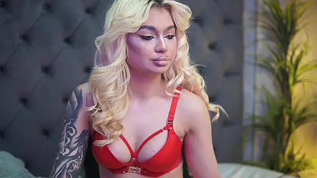 BiankaViper online show from July 6, 2026, 8:11 pm