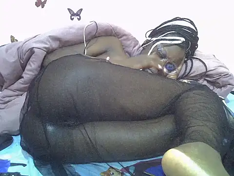 Snapshot of pretty_renor chatting on July 4, 2026, 11:38 am pretty renor online show from July 4, 2026, 11:38 am