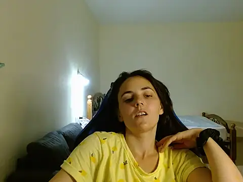 OliviaTheS online show from June 16, 2026, 8:00 pm