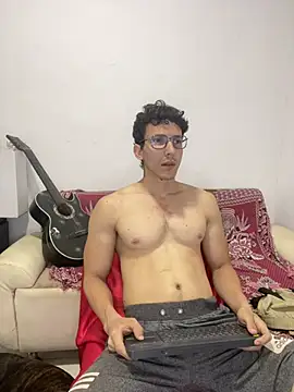 Snapshot of charlydean chatting on July 13, 2026, 4:21 pm charlydean online show from July 13, 2026, 4:21 pm