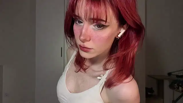 Snapshot of KayleneWesterberg chatting on July 17, 2026, 3:07 pm KayleneWesterberg online show from July 17, 2026, 3:07 pm
