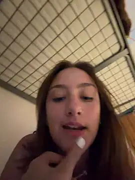 Snapshot of Violet_Velvet chatting on June 25, 2026, 5:06 pm Violet Velvet online show from June 25, 2026, 5:06 pm