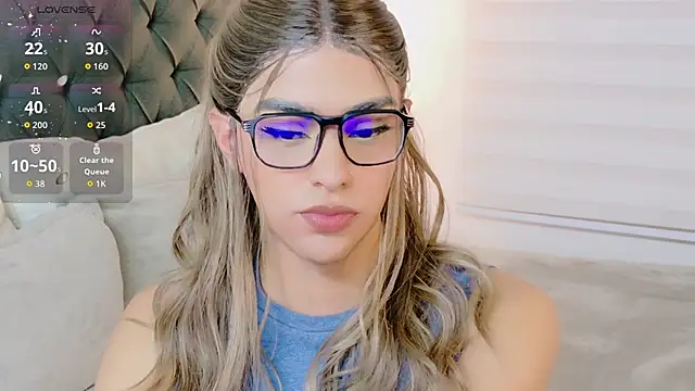 Scarlethvhonparker online show from February 11, 2026, 1:10 am